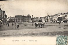CPA Beauvais la Place De I'Hotel De Ville