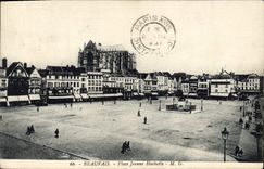 CPA Beauvais Place Jeanne Hachetle