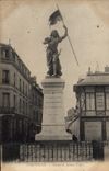 CPA Compiegne Statue De Jeanne d'Arc