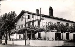 CPA St Pee Sur Nivelle Ibarron hôtel du fronton