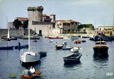CPSM Reflets De La Cote Basque Socoa le port et le fort