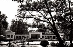 CPA Aix Les Bains Le Parc Et Le Theatre