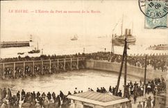CPA Le Havre L'Entree Du Port Au Moment De La Maree