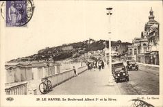 CPA Le Havre Le Boulevard Albert 1er et la Hève