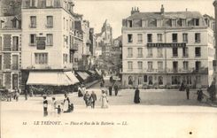CPA Le Treport Place Et Rue De La Batterie hôtel des bains