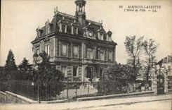 CPA Maisons Laffitte L'Hotel De Ville