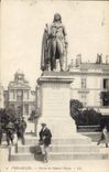 CPA Versailles Statue Du Generale Hoche