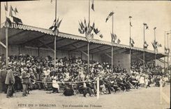 CPA Fete Du 3ème Dragons Vue D'Ensemble Des Tribunes