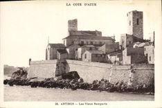 CPA Antibes Les Vieux Remparts