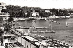 CPA Juan Les Pins La Promenade Et Les Plages