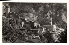 CPA Luceram Le Vieux Chateau Et I'Eglise