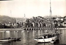 CPSM Menton La Vieille Ville Vue Du Port