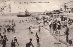 CPA Nice La Plage Les Baigneurs