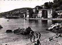 CPSM VILLEFRANCHE-sur-MER vue prise de la plage