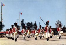 CPSM SAINT-LAURENT-du-VAR majorettes