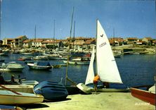 CPSM Carro La Couronne Vue Generale Du Port