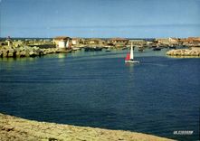 CPSM Carro La Couronne Entre Du Port