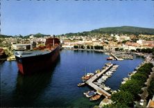 CPSM La Ciotat Le Port Et Les Chantlerts Navals petrolier nivose