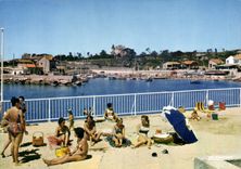 CPSM Sausset Les Pins Station Balneaire La Plage