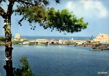 CPSM La Mede Vue Generale les 3 freres