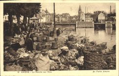 CPA Amiens Le Marché Sur I'Eau