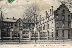 CPA Amiens Ecole Normale Des Jeunes Filles