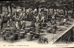 CPA Amiens Le Marché Sur I'Eau