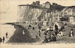 CPA Mers Les Bains La Plage Et la Falaise