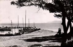 CPA Presqu Ile de Gien la Capte Le Port