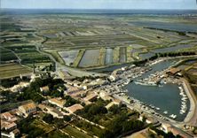 CPSM Ile De Re Vue Generale Du Port D'Ars En Re marais salants