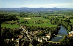 CPSM Larche Vue Generale Aerienne