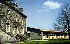 CPSM Hautefage Le Chateau Et Les Salles A manger pupilles