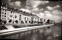 CPA Caen Promenades De Sevigne