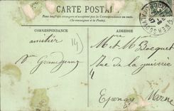 CPA Trouville La Rue Victor Hugo