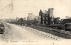 CPA Deauville La Terrasse et Les Villas