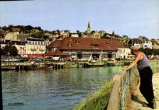 CPSM Trouville La Reine Des Plages la Touques et vue générale