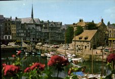 CPSM Honfleur Le Bassin Et La Lieutenance
