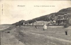 CPA Houlgate La Plage Et Etablissement De Bains
