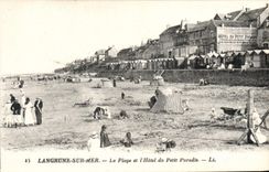 CPA Langrune Sur Mer La Plage Et I'Hotel Du Petit Paradis