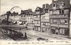 CPA Lisieux Vieilles Maisons Rue Au Char