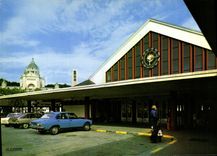 CPSM Lisieux La Gare Et La Basilique