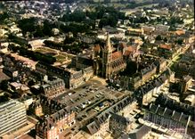 CPSM Lisieux En Avion Sur La Cathedrale St Pierre et la place Thiers