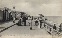 CPA Luc Sur Mer La Digue Et La Plage