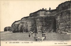 CPA Luc Sur Mer Les Falaises