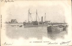 CPA Ouistreham Les Jetees