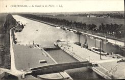 CPA Ouistreham Le Canal Vu Du Phare