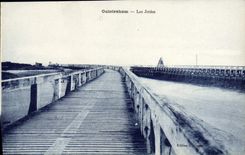 CPA Ouistreham Les Jetees