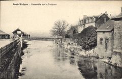 CPA Pont L'Eveque Passerelle Sur La Touques