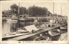 CPA Riva Bella Ponton Des Regates D'Ouistreham