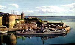 CPSM Brest Entree Du Port De Guerre La Penfeld